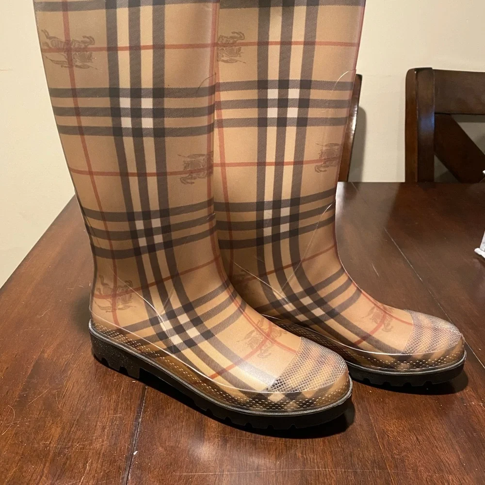 Burberry rubber boots - Picture 1 of 2